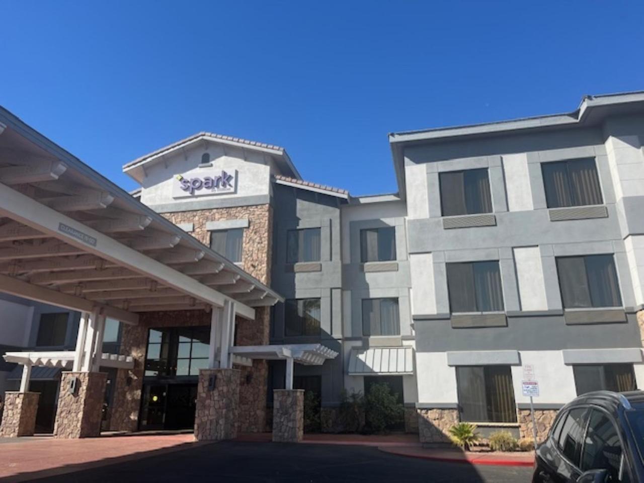 Spark By Hilton Phoenix East Меса Екстериор снимка